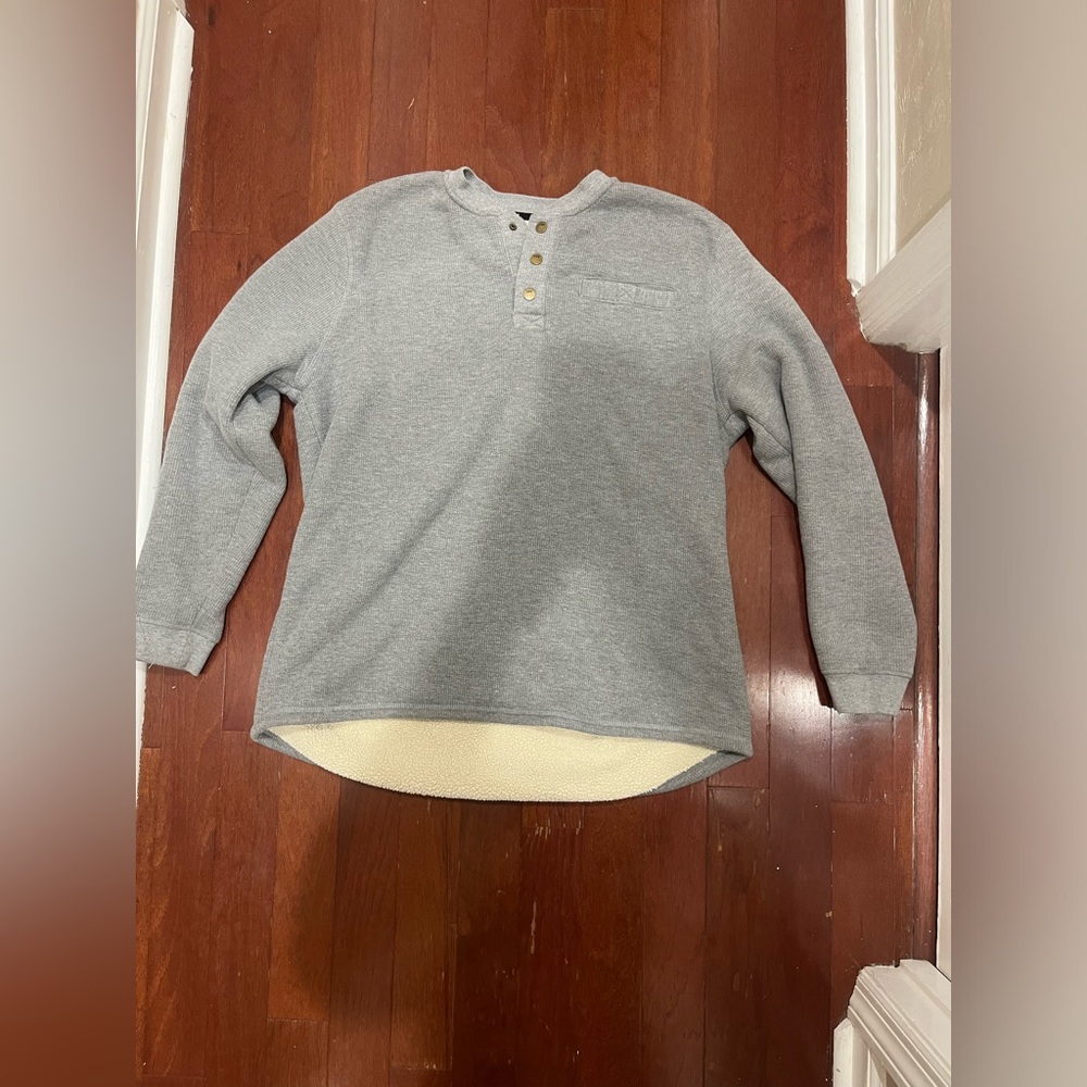 Lee premium select regular fit knitted fleece.